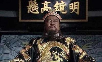 人设彻底崩塌，这个男人太冤了