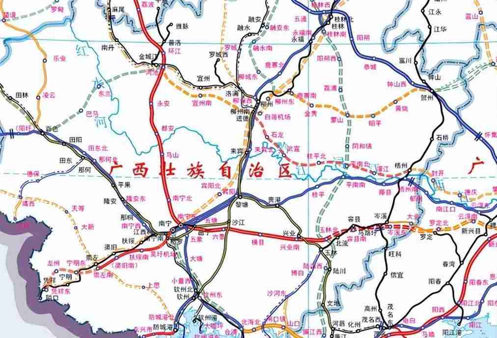 广西的第一大城市，南宁市为何有12个区县？