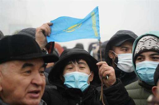 国土庞大的邻国，建国后归还我国庞大故土，我国百姓至今感激不已