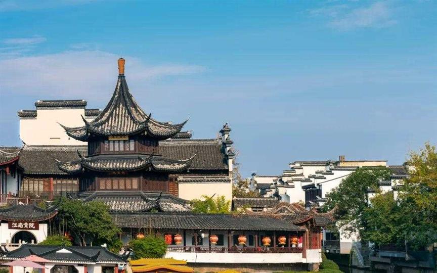 一种奇葩的考试制度，整个时代却边骂边学