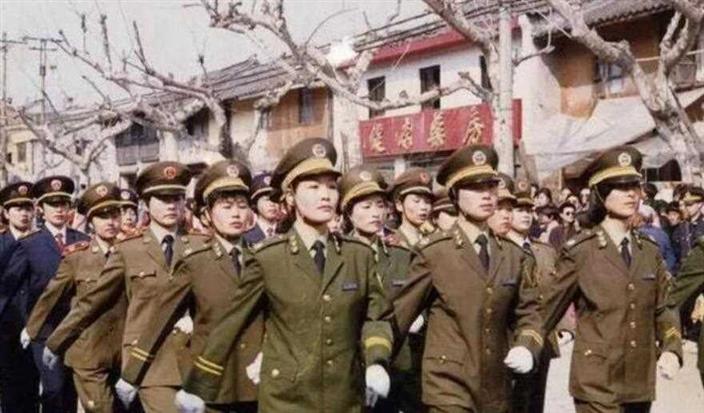 中国治安建设的重要一步，1996年，为何开始了全面禁枪？