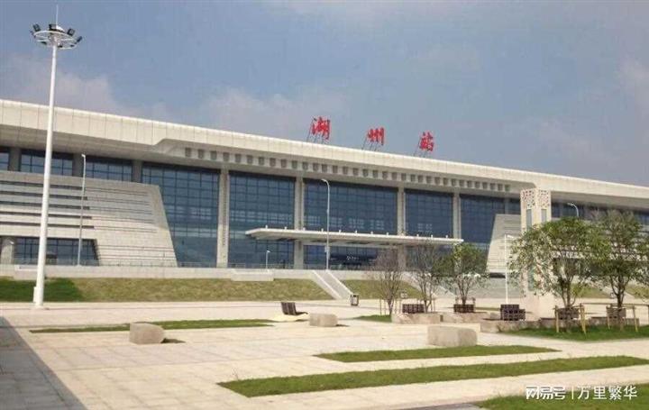 湖州市的区划变动，浙江省的重要城市，为何有5个区县？