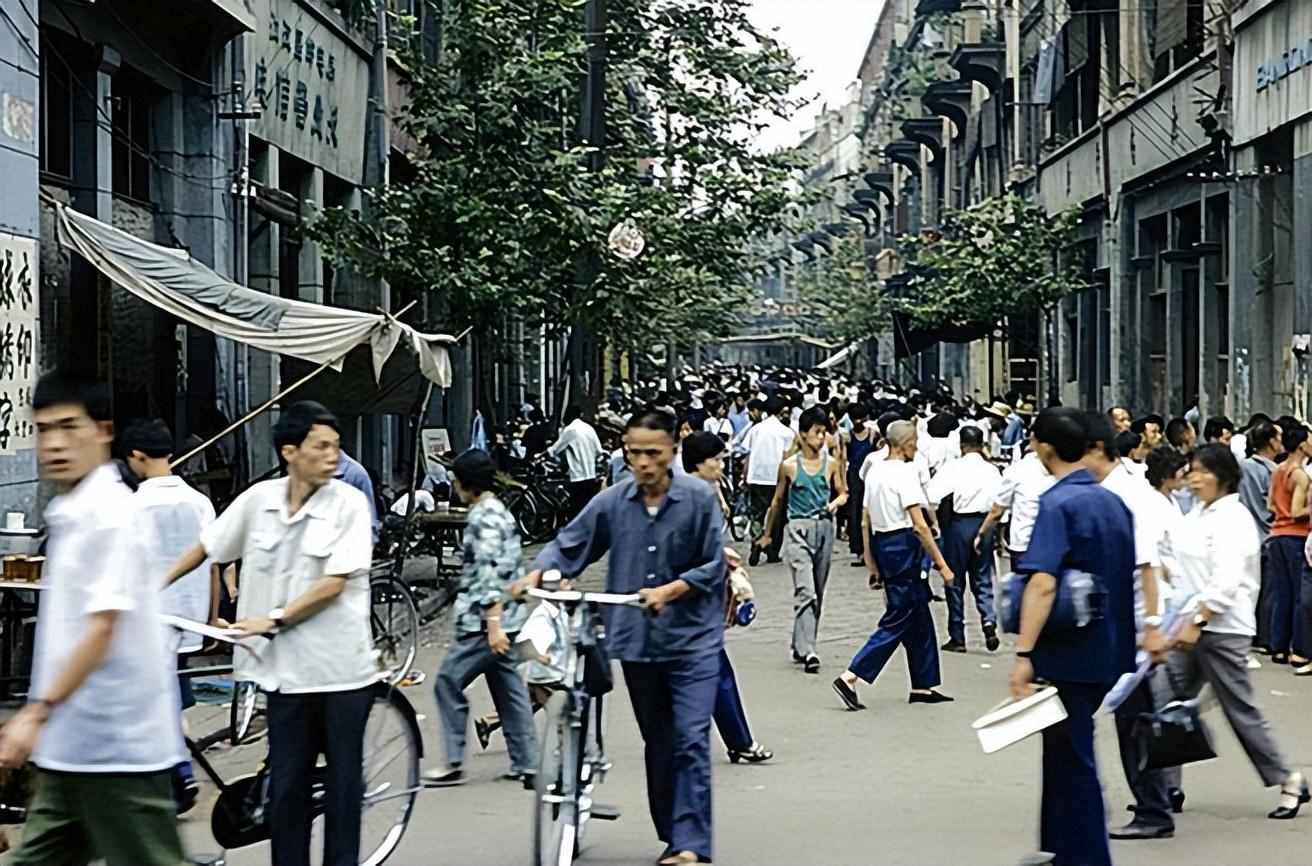 湖北与安徽的区划变动，安徽省的1个县，为何划入了湖北省？