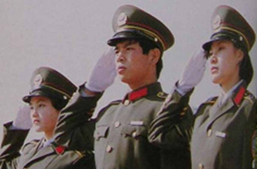 中国警察的警服，建国之后的50年内，为何更换了6代警服？