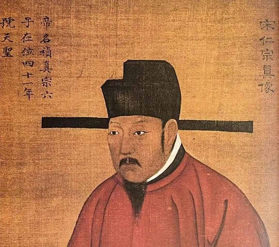色为割肉钢刀