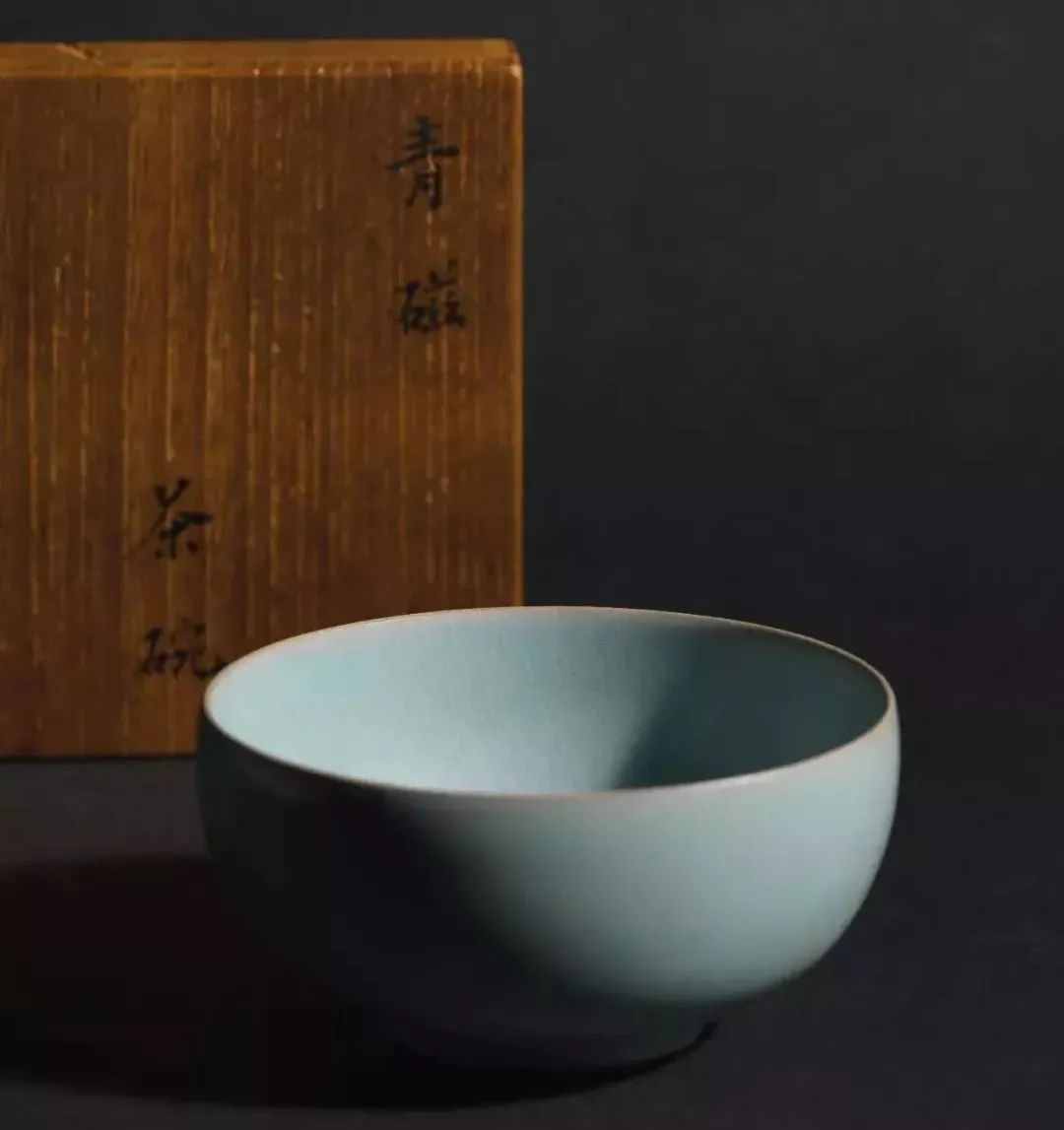 汝窑：天青色等烟雨，看不够的“东方绝色”