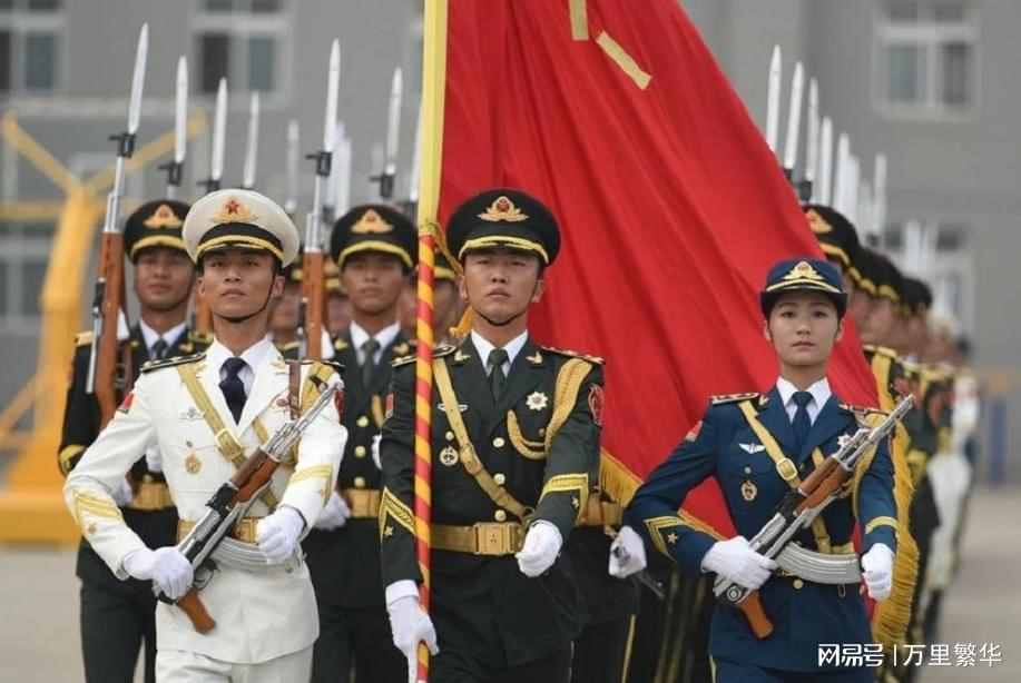 80年代，解放军的一个标准坦克师，到底有多少兵力？