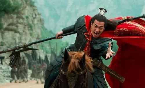 董卓真的被吕布杀的吗（董卓为什么被吕布杀了呢）