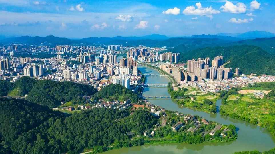 怀化市的区划调整，湖南省的第12大城市，为何有13个区县？