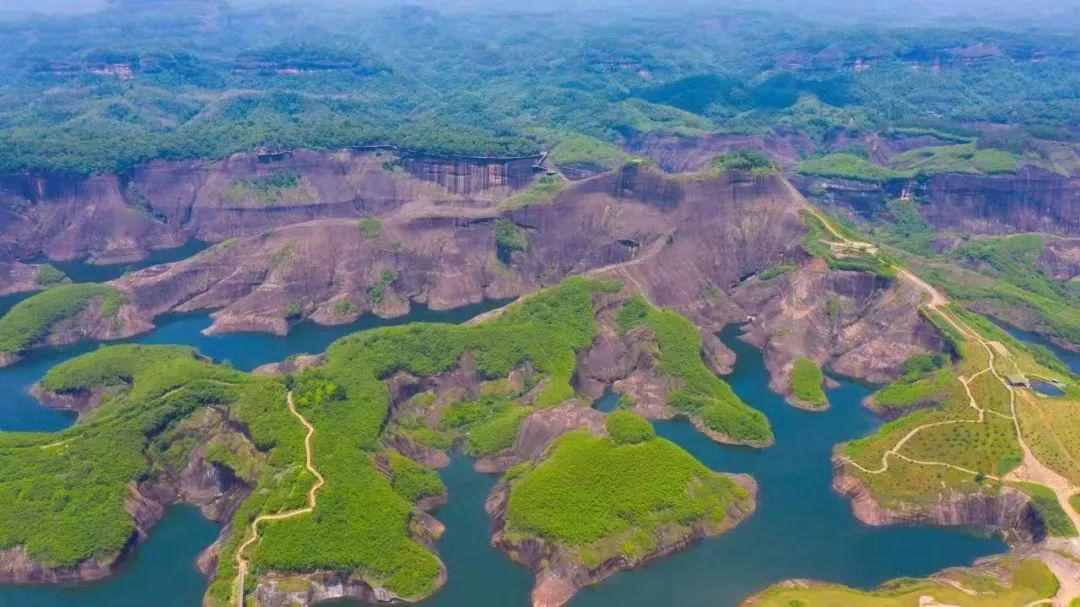 在山水画卷里，来一场“郴”心如意的旅行