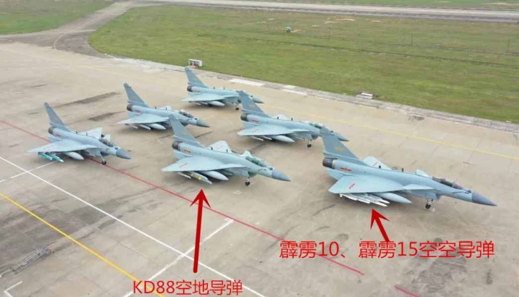 总价11亿美元，枭龙战机出口5个国家，为何比歼10更好卖？