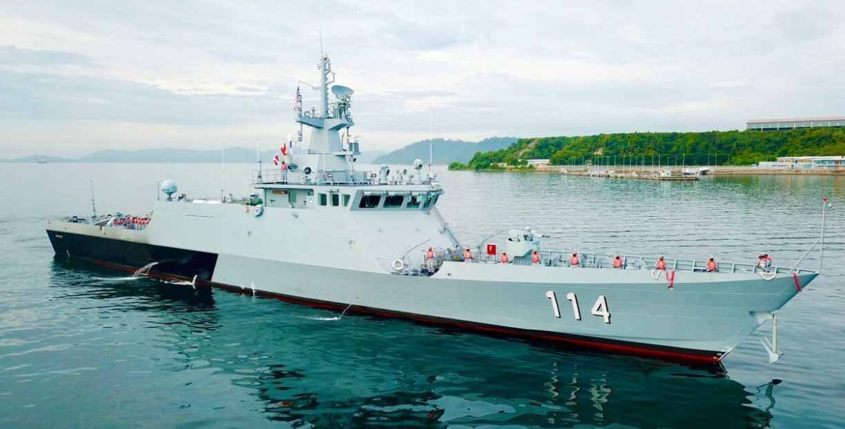 中马舰艇在南海激烈对峙，马来西亚军舰，为何是我国建造的？