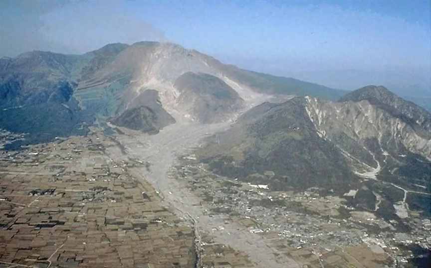 火山爆发，太壮观了！| 地球知识局