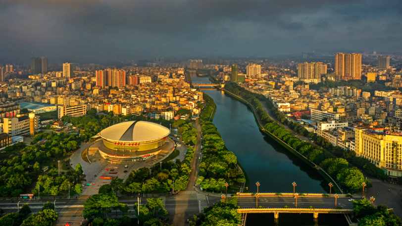 玉林市的区划调整，广西的第三大城市，为何有7个区县？