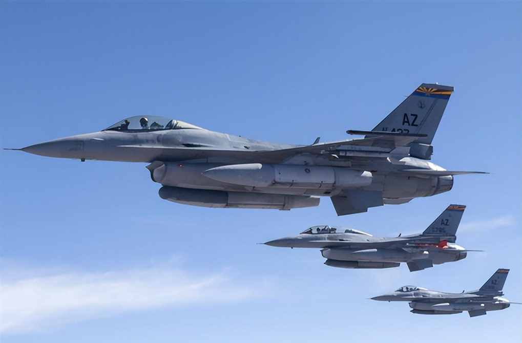 F16战机交付乌克兰，对比俄罗斯空天军，到底有多大优势？