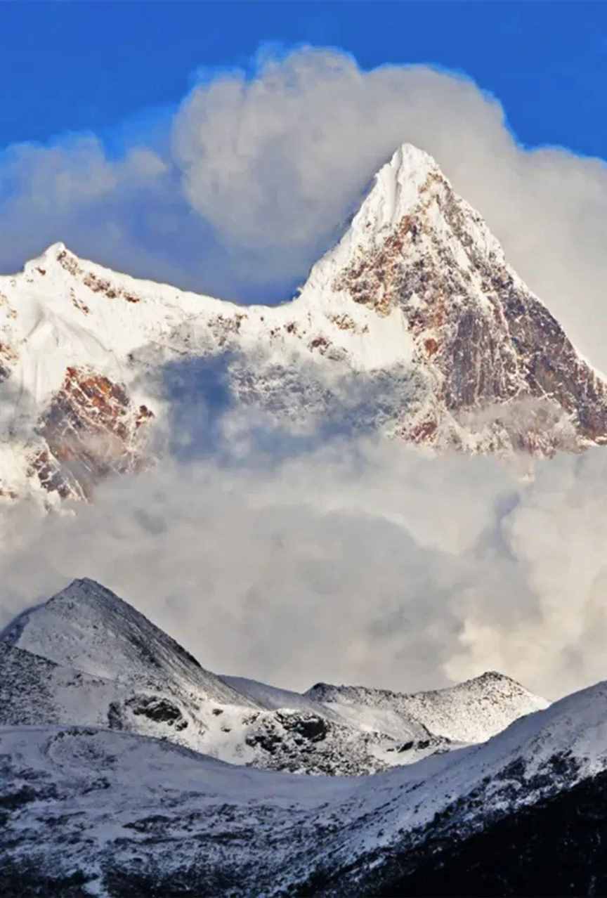 这座雪山，凭什么这么特别 | 地球知识局