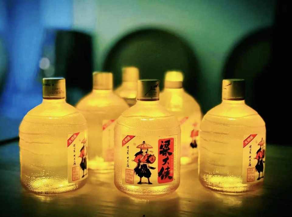 Q3净赚170亿，拼多多是如何做到的？这款白酒缘何3年5亿