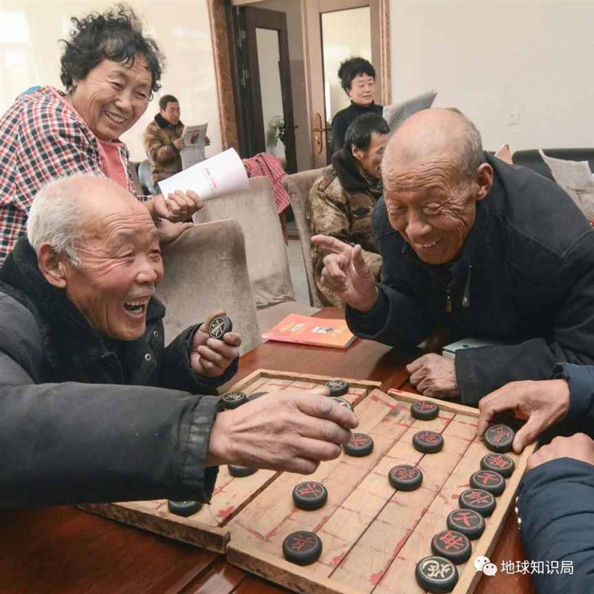 东北两省，女多男少 | 地球知识局