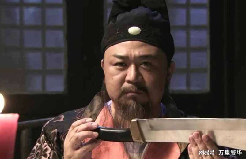 狄仁杰系列，八大高手排名，虺文忠与李元芳，谁更厉害？