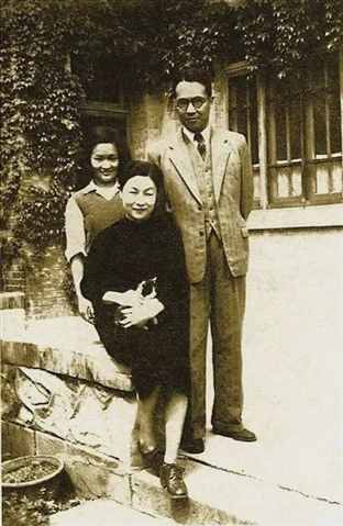 女神，生于1911年