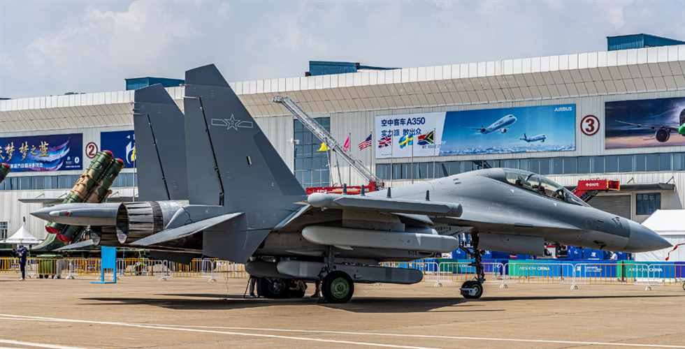 台湾自吹自擂，F16V战机锁定了歼16，到底有没有能力？