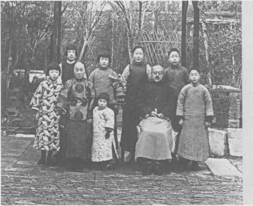 女神，生于1911年