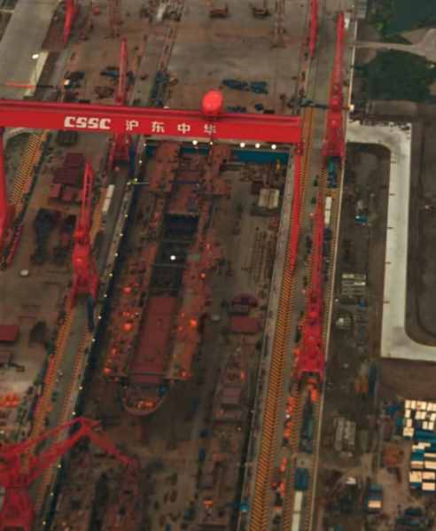 追赶世界第一，076型两栖攻击舰，到底采用了什么动力？