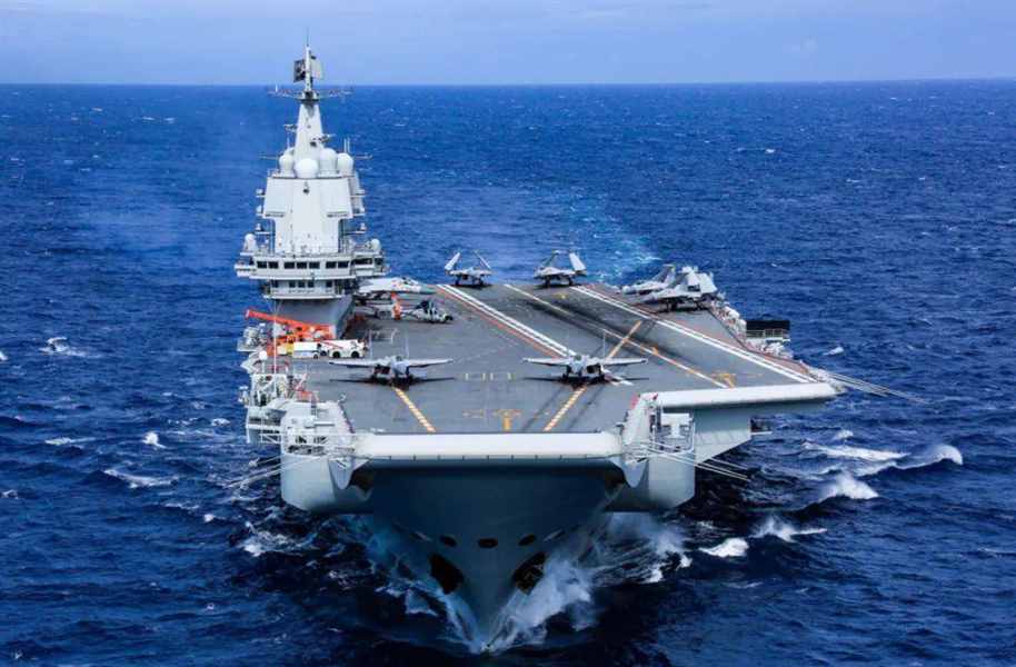 004型航母，排水量9.5万吨，解放军海军，到底需要多少艘？