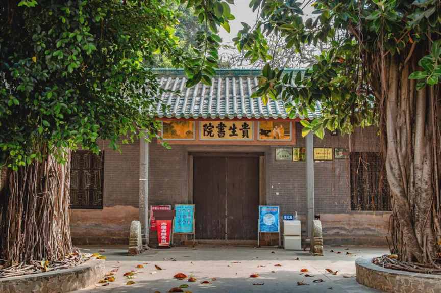 中西两大情圣，同年逝世
