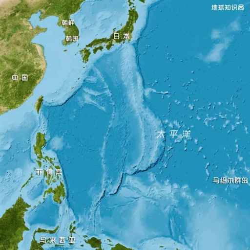 就现在，双台风来袭！| 地球知识局