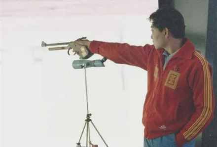 一枪封神四十年