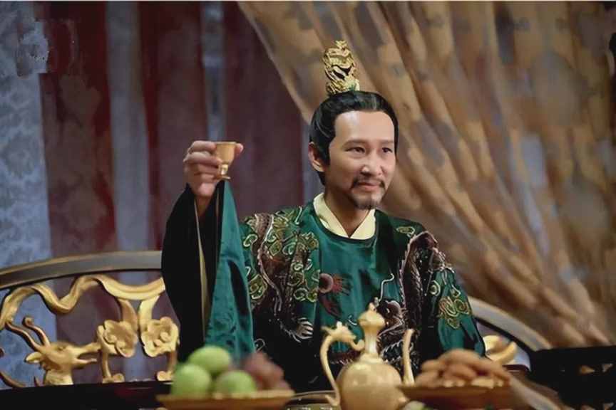 生前吃人，死后封神