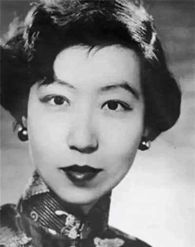 天才少女一夜封神，1995年孤独死去