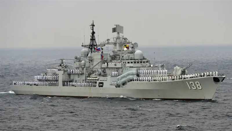 6艘052C型驱逐舰，中期升级改进，为何情况非常尴尬？